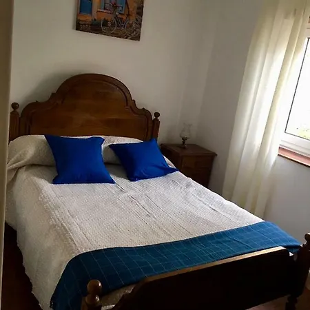 בית נופש Trajadinha Felohouse קמיניה